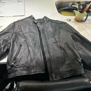 Women’s riding leather jacket-large with gloves